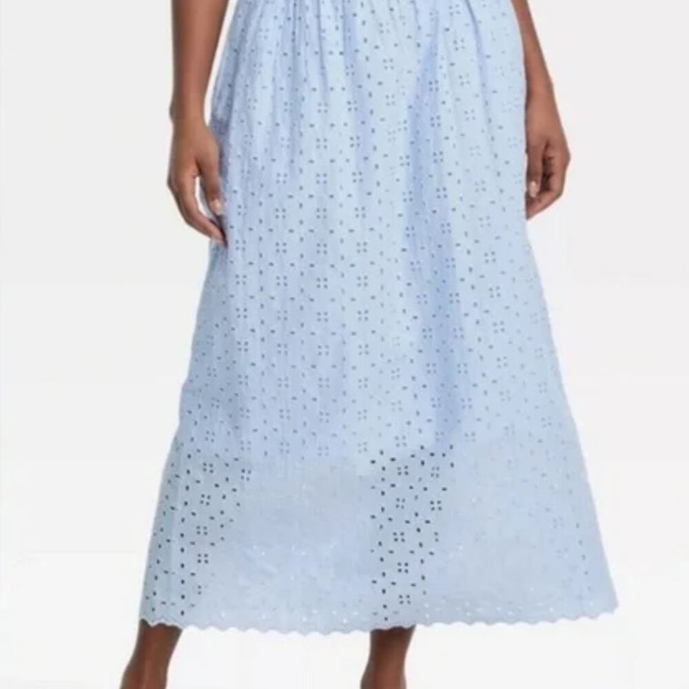 NWT- XS Universal Thread Eyelet skirt with pockets - Picture 2 of 2
